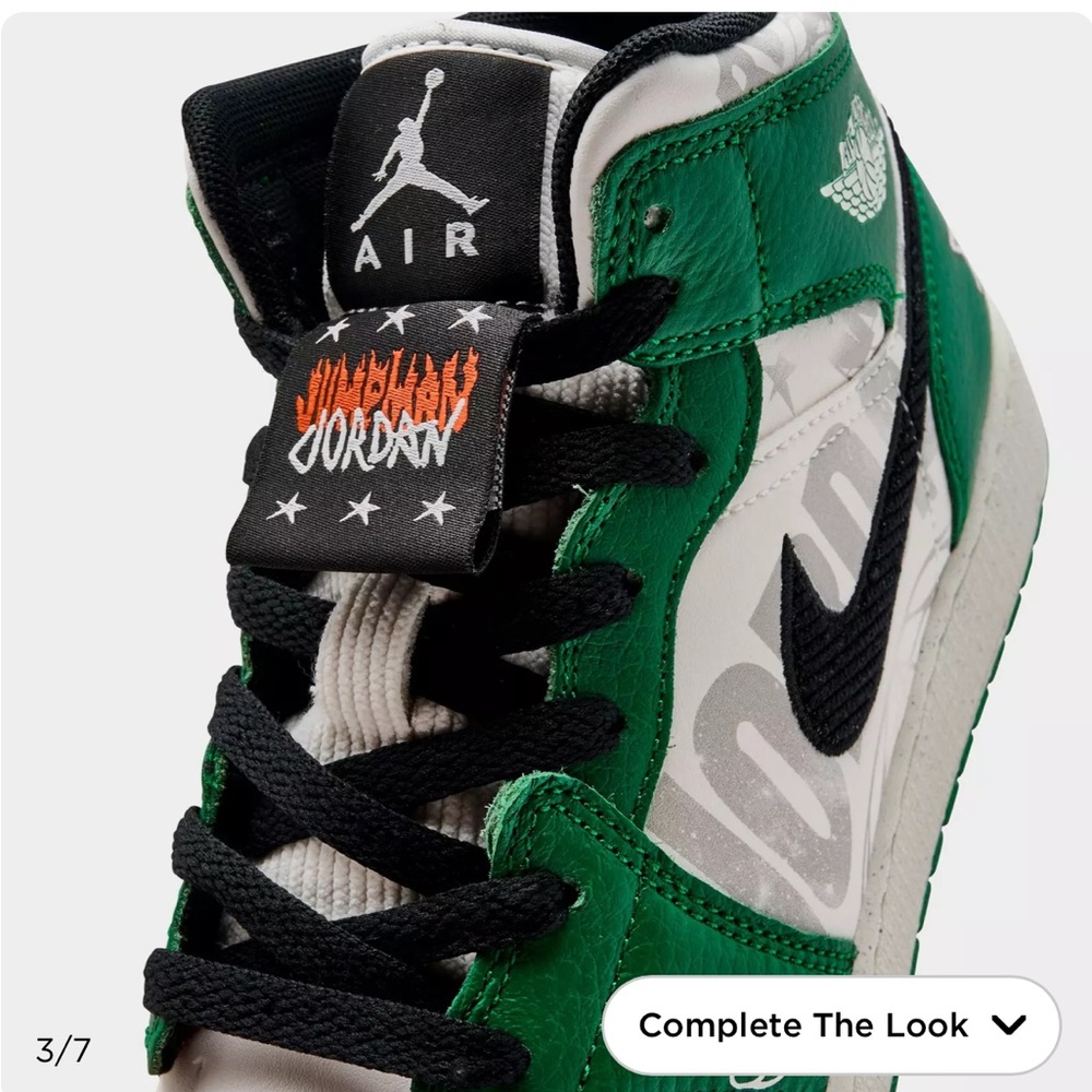 Nike Air Jordan 1 Mid SE Pine Green and Black NWT - Picture 3 of 12